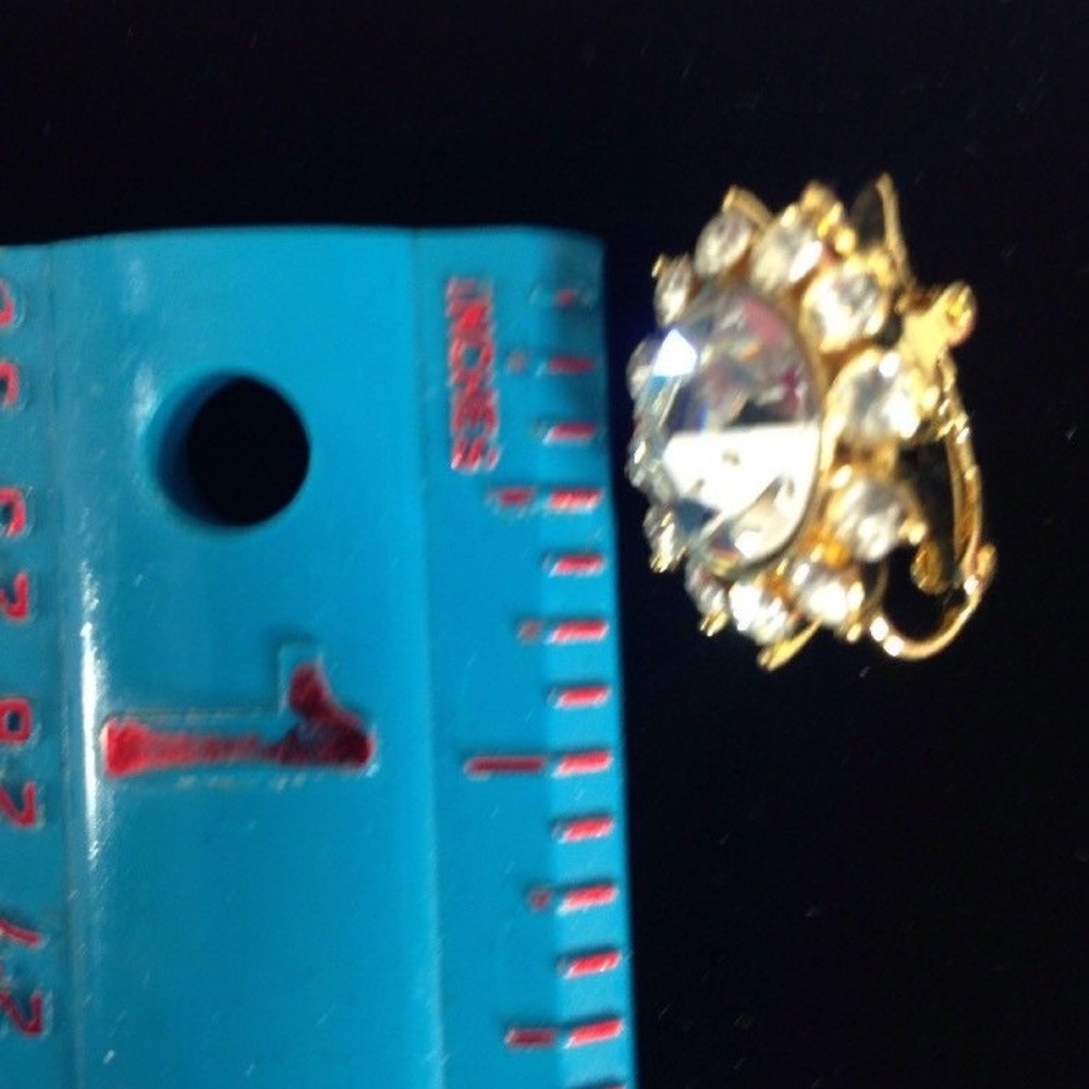 Vintage Signed Trifari Clip Earrings Fabulous Statement Runway Jewelry 1950s - Picture 6 of 7